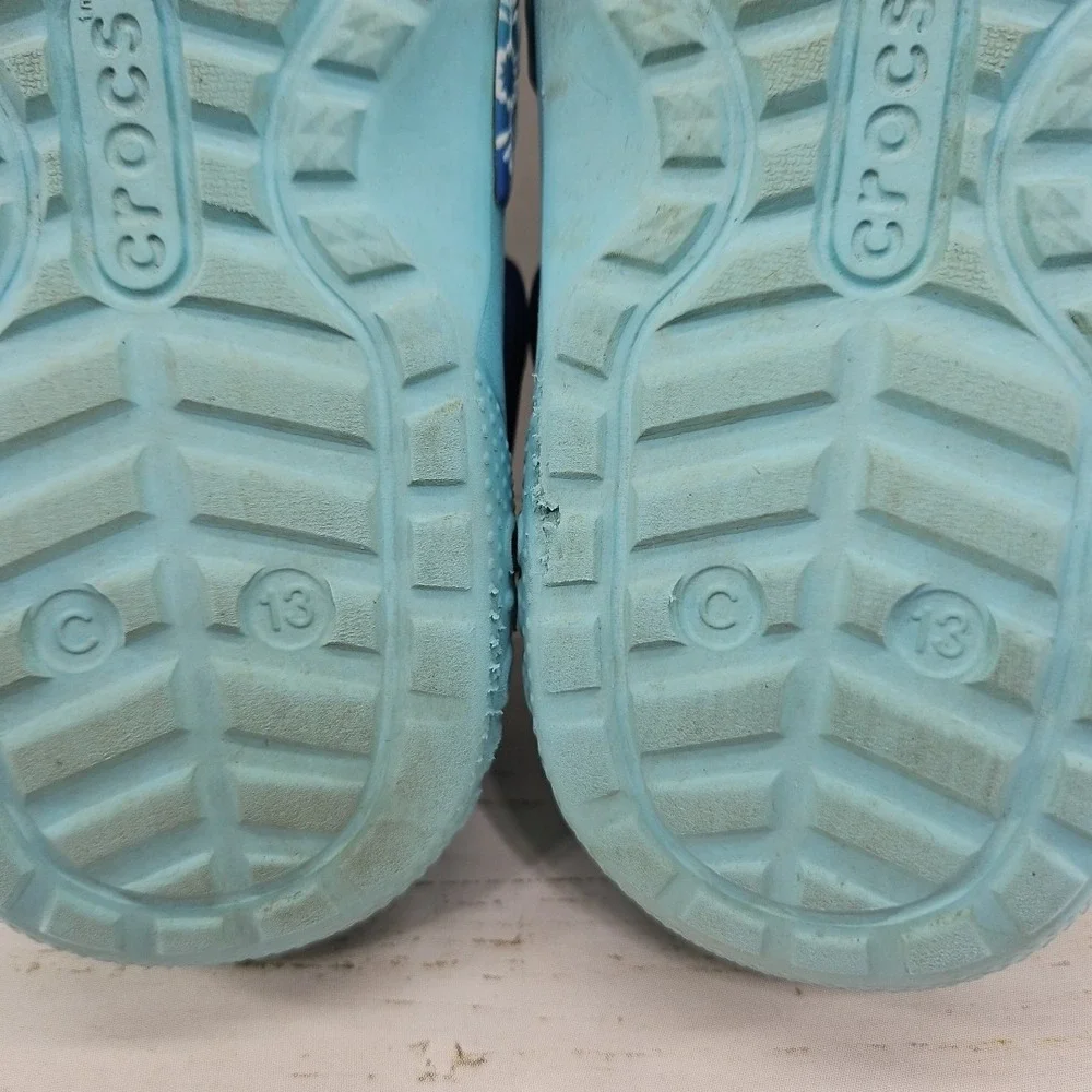 Crocs Disney‎ Frozen Movie Anna Elsa Girls C13 Fleece Lined Shoes Sandals